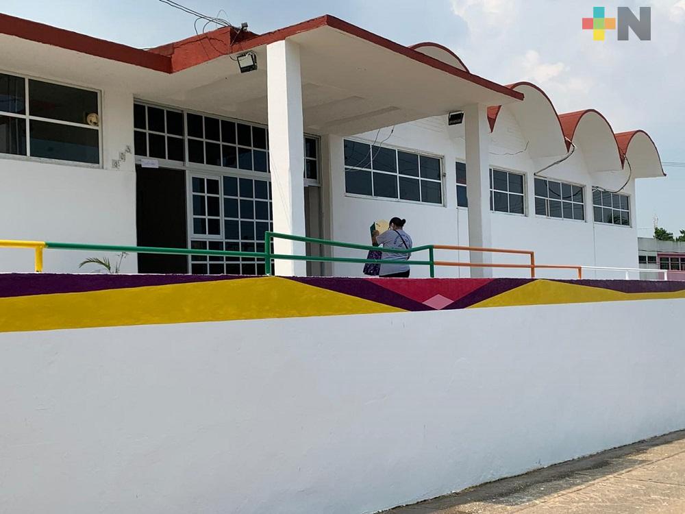 Decisión de familias el enviar a hijos a clases presenciales a centros asistenciales: DIF de Coatzacoalcos