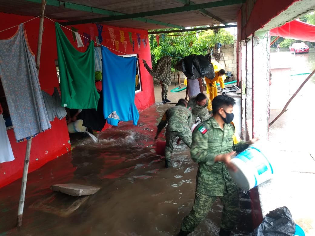 Por lluvias e inundaciones, aplicó la Sedena el Plan DN-III-E en el municipio de Tierra Blanca