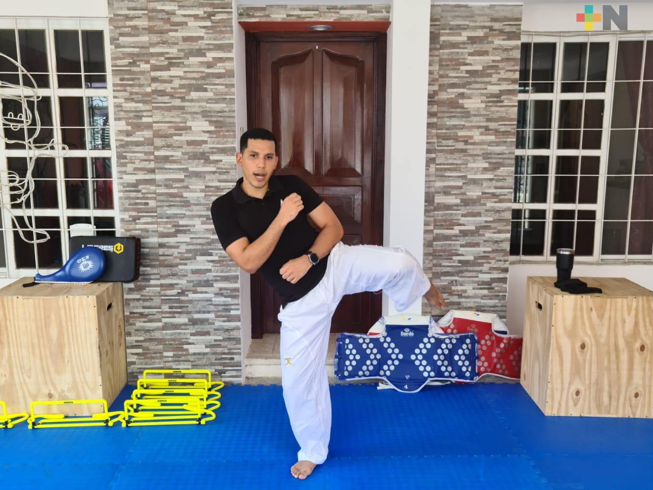 Abel Mendoza está vigente, actualizado en el taekwondo