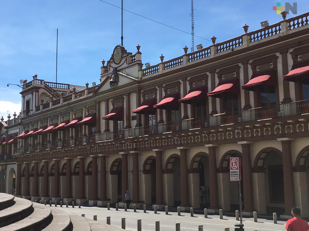 Gobernador Cuitláhuac García crea comité para coordinar y vigilar tecnologías y comunicaciones en Poder Ejecutivo