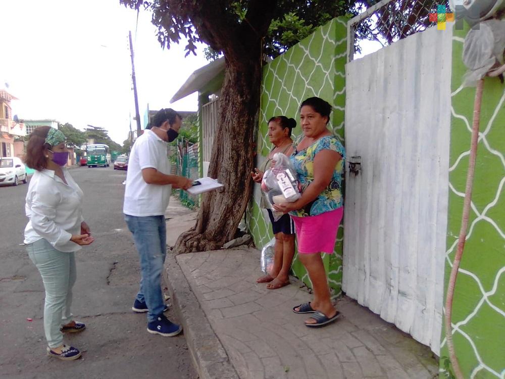 Parroquia Santa Ana y voluntarios continúan apoyando con despensas a familias vulnerables por pandemia