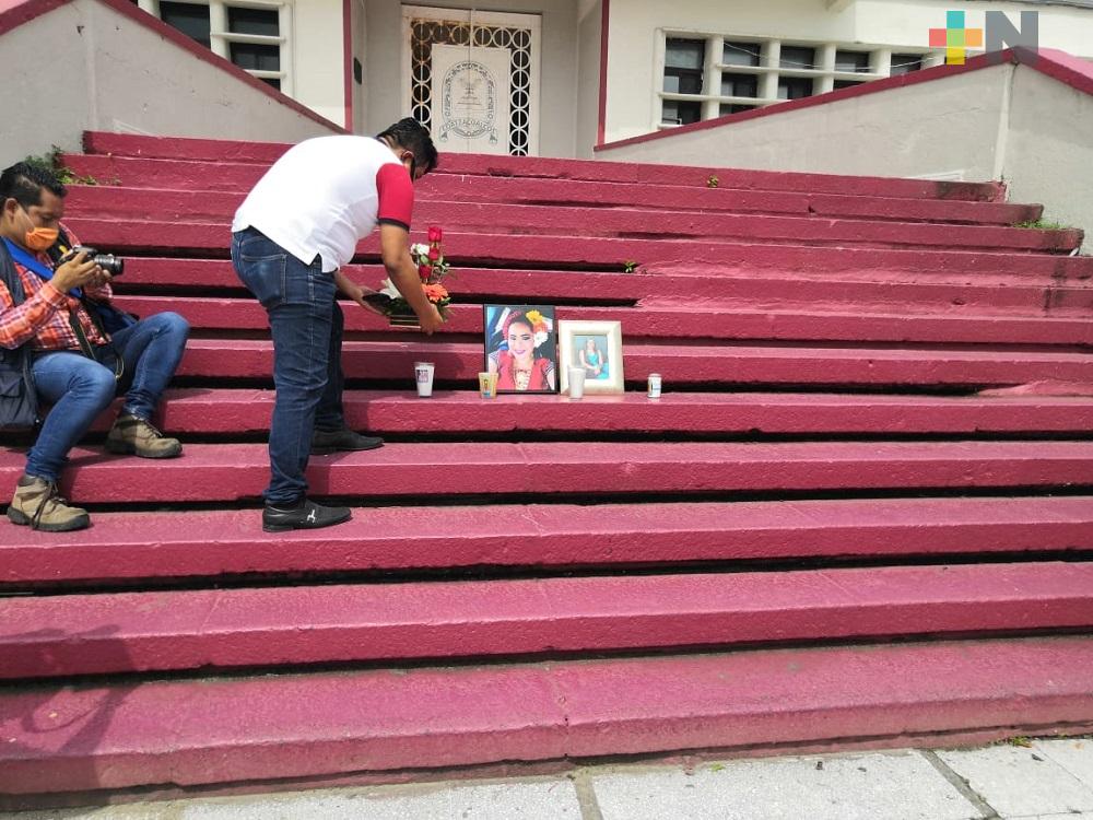 Periodistas de Coatzacoalcos dan último adiós a la alcaldesa de Moloacán