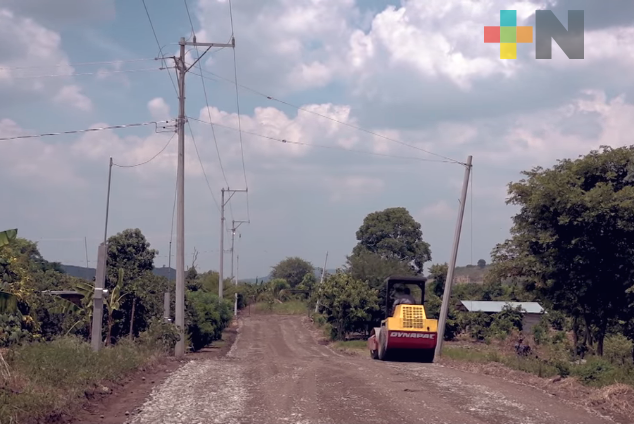 Sedesol beneficia a 150 familias de la Huasteca con electrificación