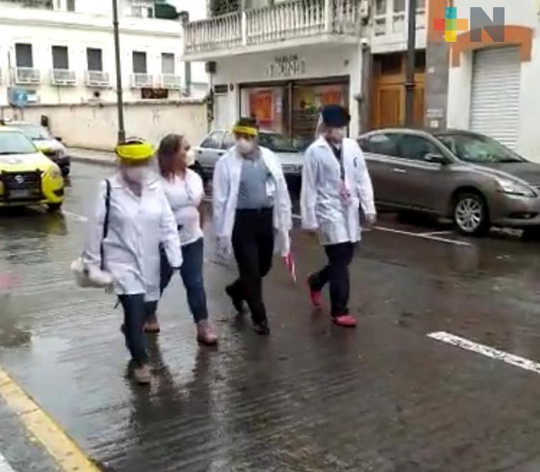 Médicos del Hospital Regional de Veracruz piden detener las agresiones contra personal de salud