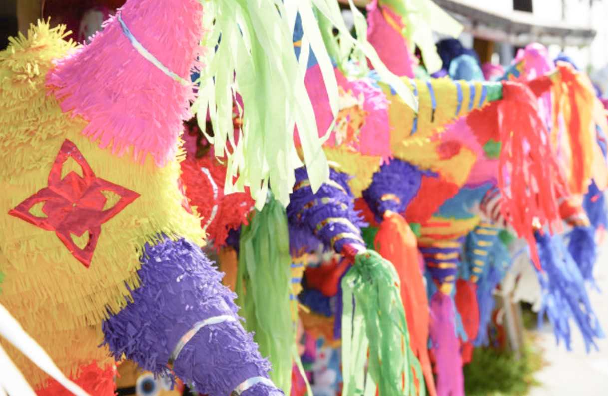 Invitan a participar en concurso de piñatas infantil y juvenil