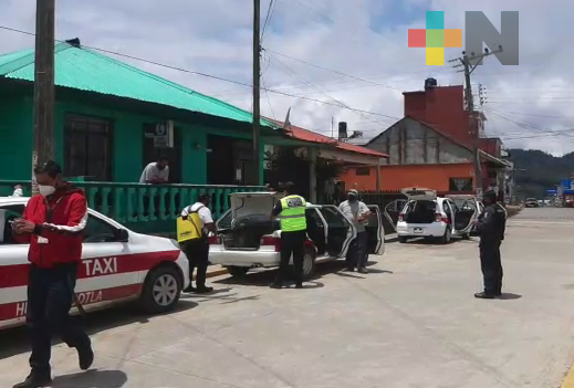 Llevan a cabo jornada de sanitización preventiva en transporte público por COVID 19 en Huayacocotla