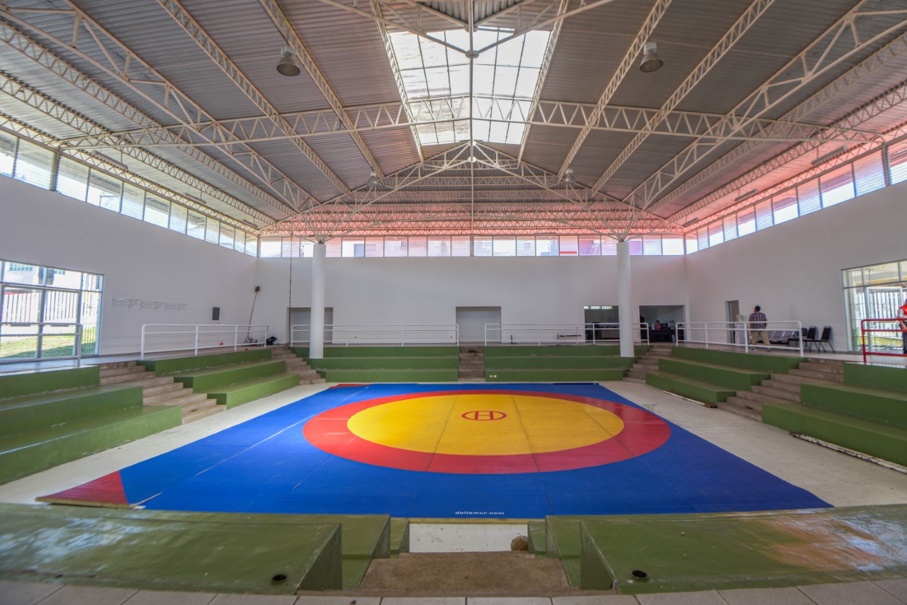 Avanza remodelación de gimnasios y el Parque Deportivo Colón