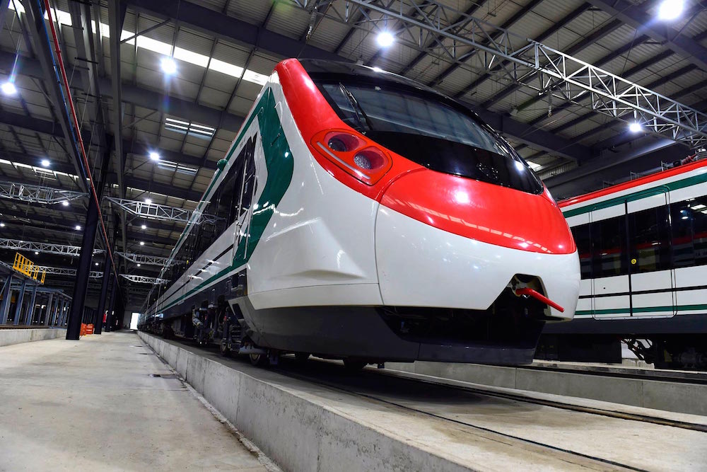 Presidente supervisó avances de construcción del Tren Interurbano México-Toluca; llama a concluirlo en 2022