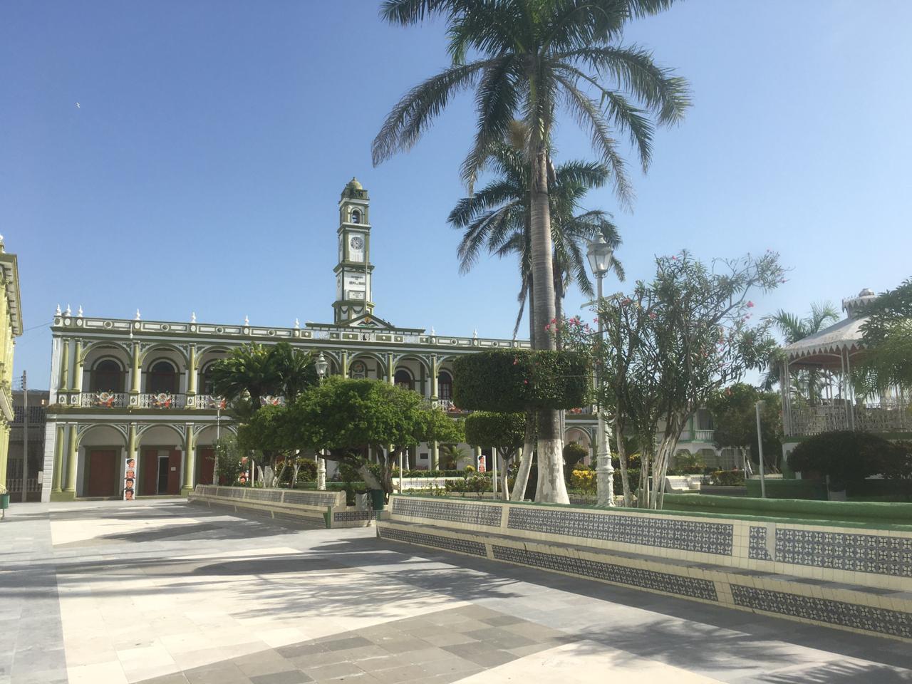 Alvarado, su parque y su palacio municipal