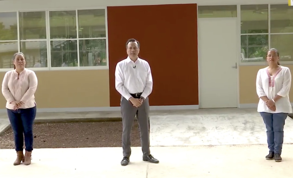 Supervisó el gobernador escuela primaria en San Andrés Tlalnelhuayocan