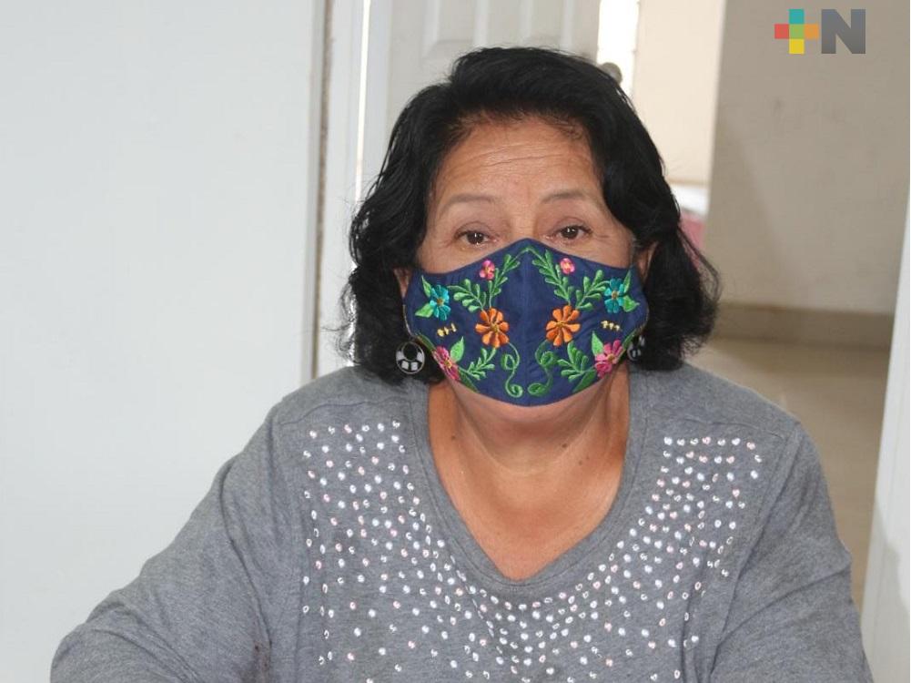 Alcaldesa de Moloacán ingresada al hospital del IMSS por cuadro clínico de infección respiratoria