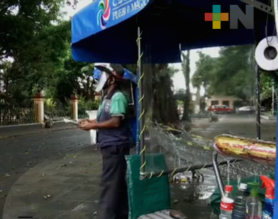 En Coatepec, boleros regresan a su lugar de trabajo