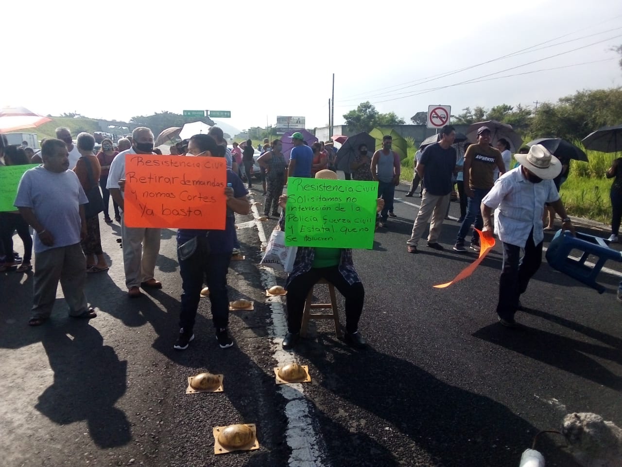 Manifestantes bloquearon la carretera Xalapa-Veracruz a la altura de Cerro Gordo