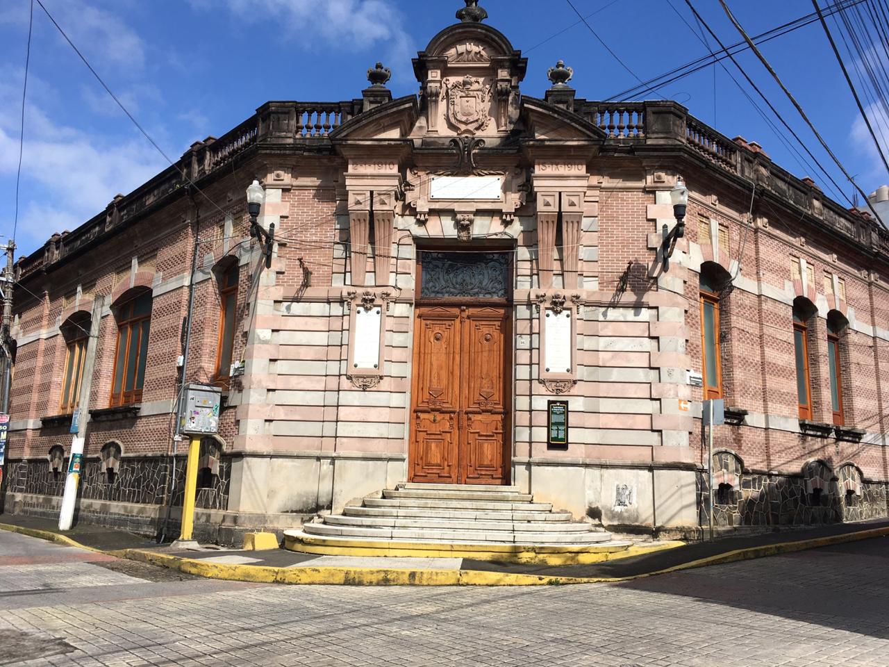Escuela Industrial “Concepción Quirós Pérez” celebra 141 aniversario de fundación