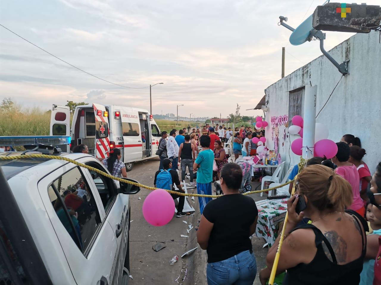 Atropellan a personas que festejaban en calle de Coatzacoalcos