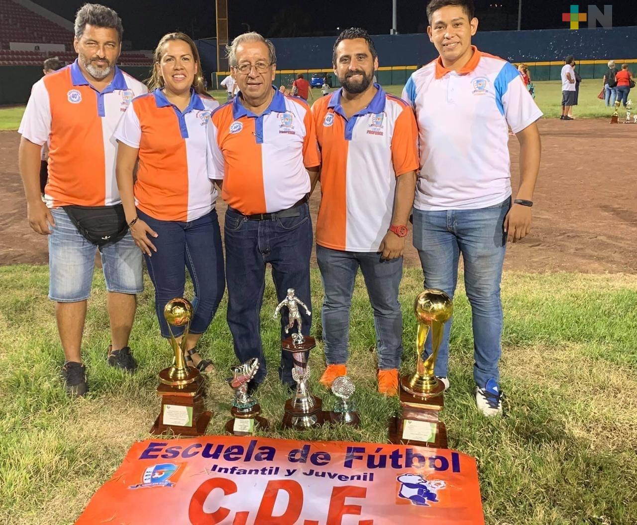 Escuela de Futbol CDF pospone regresar a entrenar