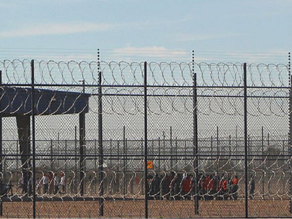Relatores piden a Estados Unidos que deje de utilizar centros privados de detención de migrantes