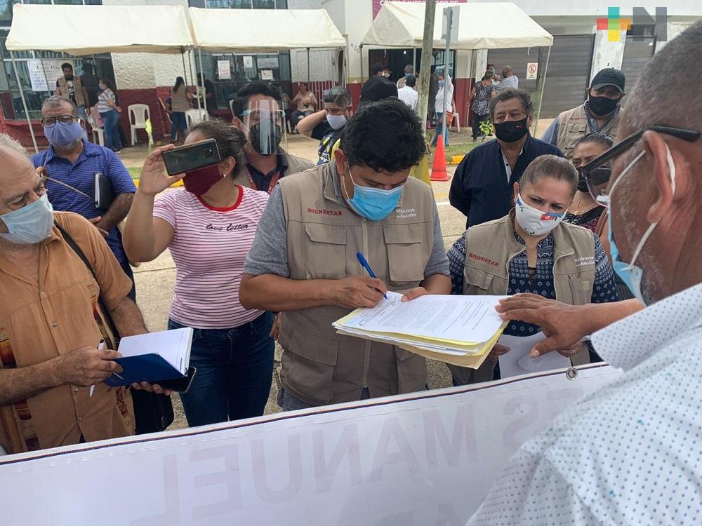 Secretaría de Bienestar otorgará créditos a la palabra a taxistas de la zona sur de Veracruz