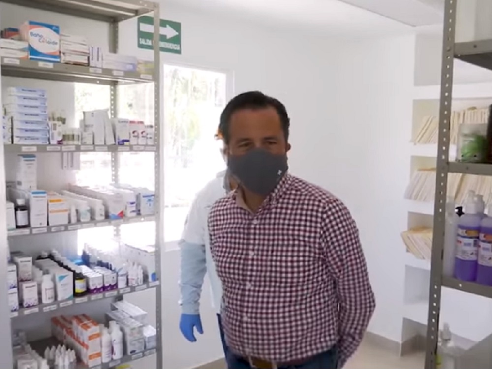 Verifica gobernador  rehabilitación y operación del Centro de Salud de la localidad Joachín, en Tierra Blanca