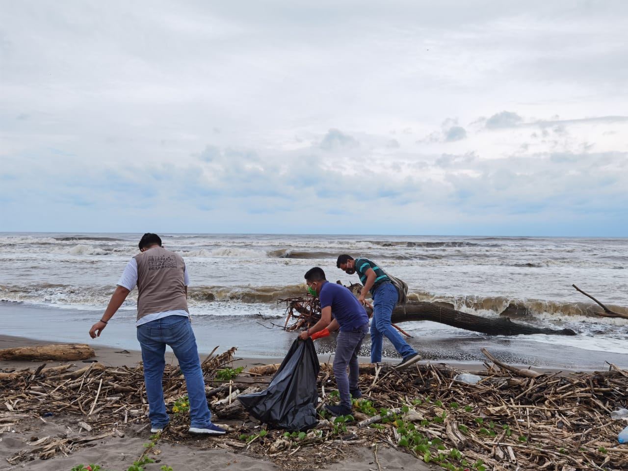 La Coordinación del Sector Ambiental Federal encabeza Día Mundial de Limpieza de Playas en Veracruz