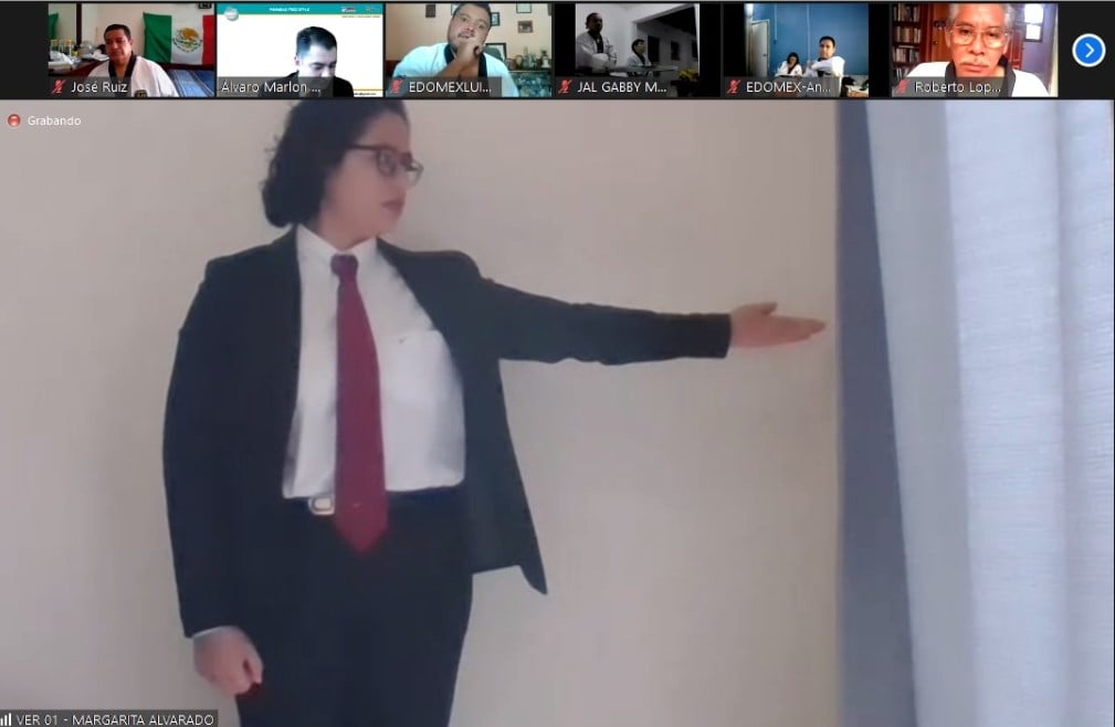 Imparten actualización de arbitraje en Taekwondo