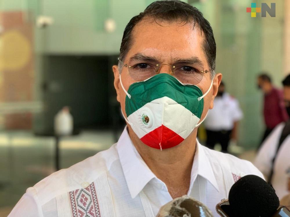 Alcalde de Coatzacoalcos exhorta CMAS y CFE conciliar y resolver adeudo