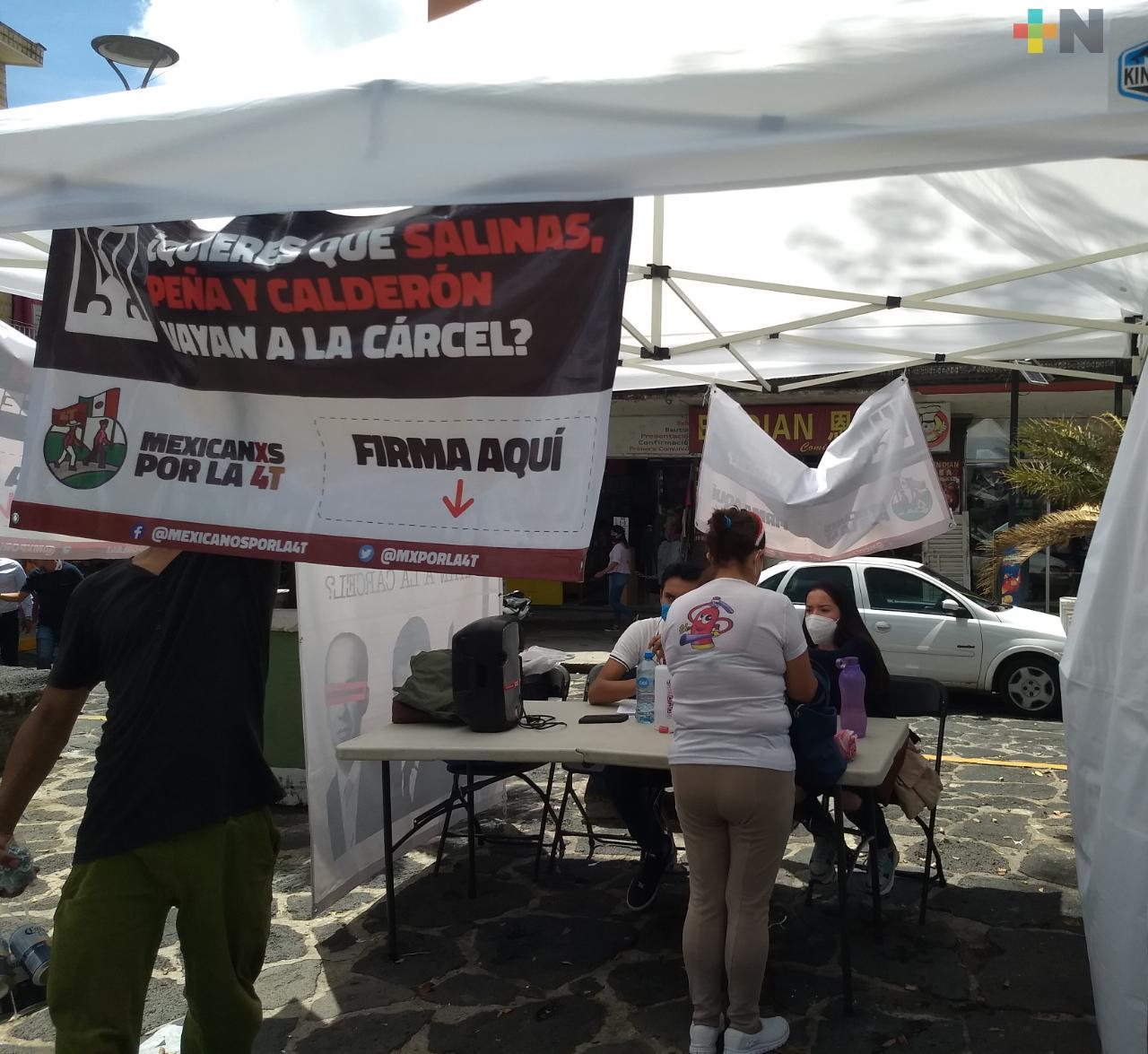 En Xalapa, reúnen 56 mil 350 firmas para impulsar juicio a expresidentes de México