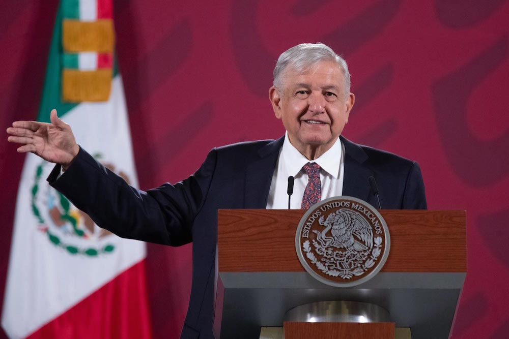 Presidente celebra resolución de la SCJN sobre consulta de juicio a exmandatarios