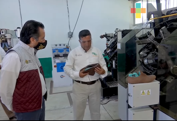 CECYTEV de Naolinco imparte la carrera de Técnico en Industria del Calzado: CGJ