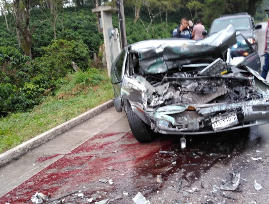 Otra vez: accidente en la carretera Xalapa-Coatepec; un lesionado