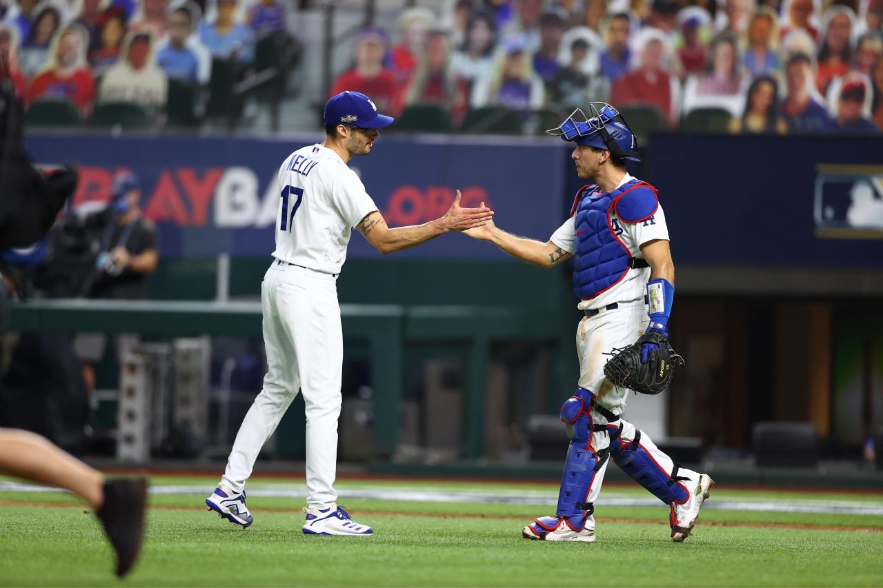Dodgers tiene en la lona a los Padres de San Diego