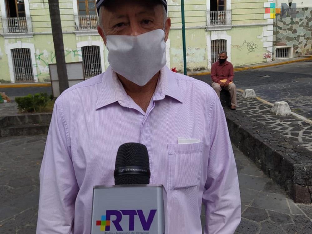 De manera personal se informa a los habitantes de la avenida Ruiz Cortines el proyecto de la ciclovía