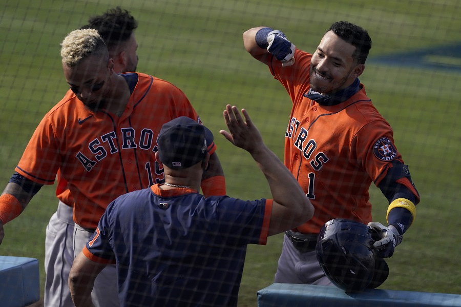Astros de Houston, a un juego de llegar a la Serie de Campeonato; 5-2 sobre Atléticos