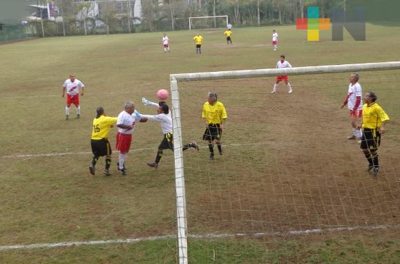 Fundación UV propone reanudar Futbol Máster