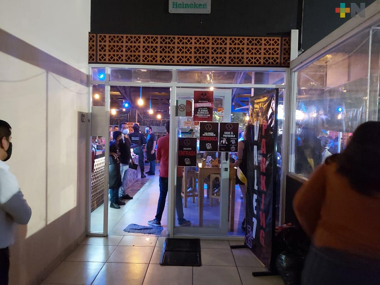 Supervisan afluencia en restaurantes-bares de Xalapa