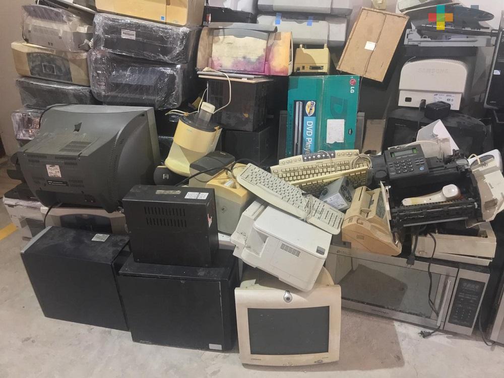 Instala Sedema centro de acopio permanente de desechos electrónicos en Xalapa