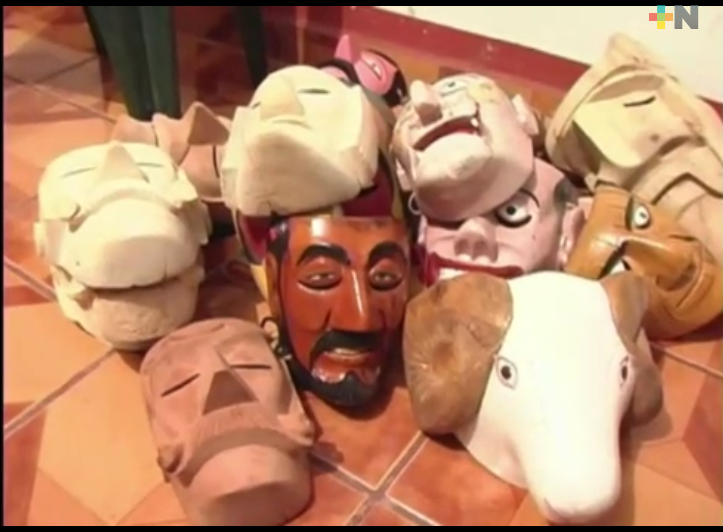 Máscaras de madera, tradición que preserva don Agustín en Huayacocotla