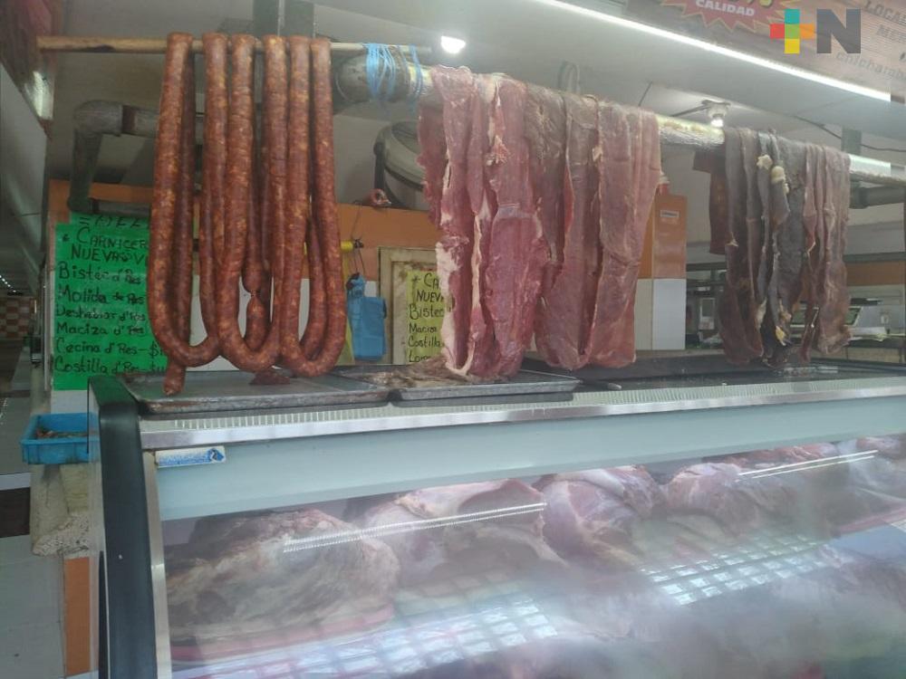 Aumentan venta de carne de cerdo y res en mercado Jáuregui de Xalapa