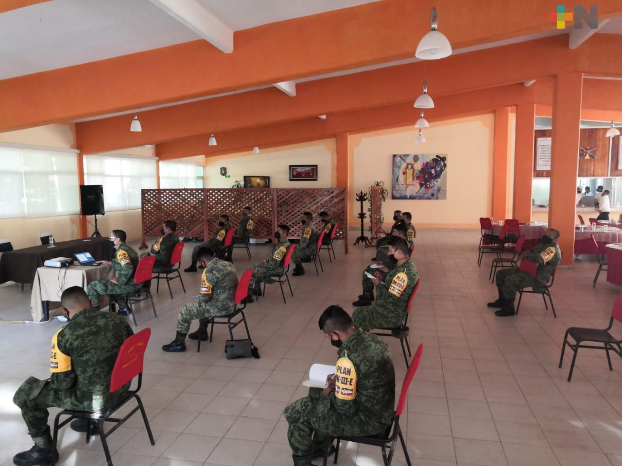 Capacita FGE a elementos de la Sedena en Martínez de la Torre