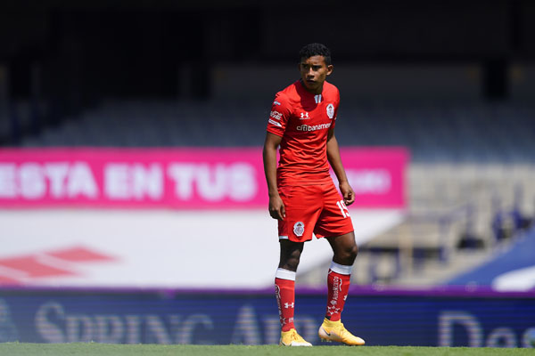 Isaías Violante debutó con Toluca en Liga MX