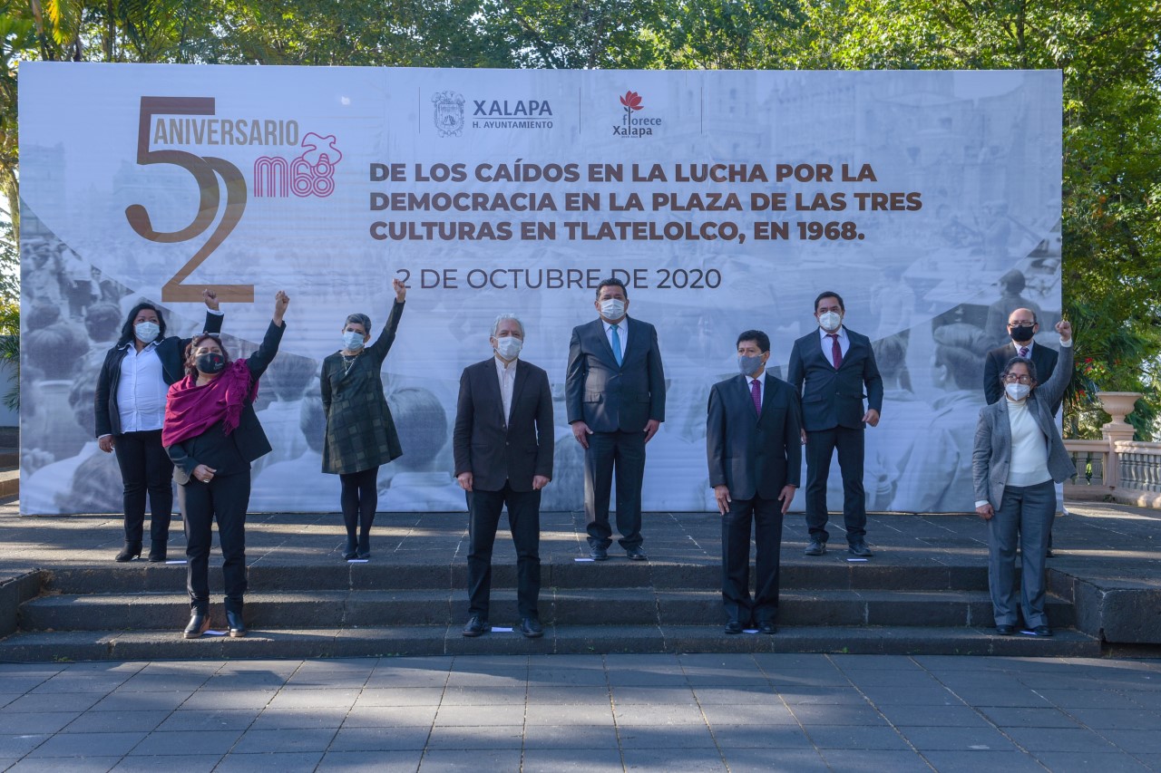 Ayuntamiento de Xalapa rinde honores a víctimas del 2 de octubre de 1968