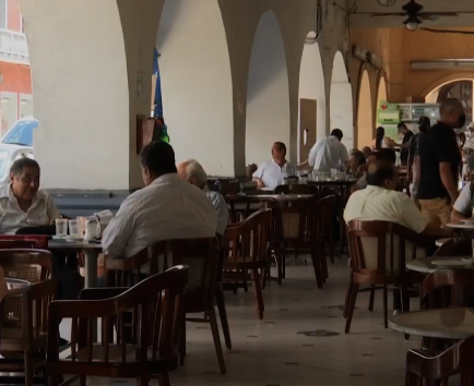 Sector restaurantero de Veracruz proseguirá con ajustes en precios