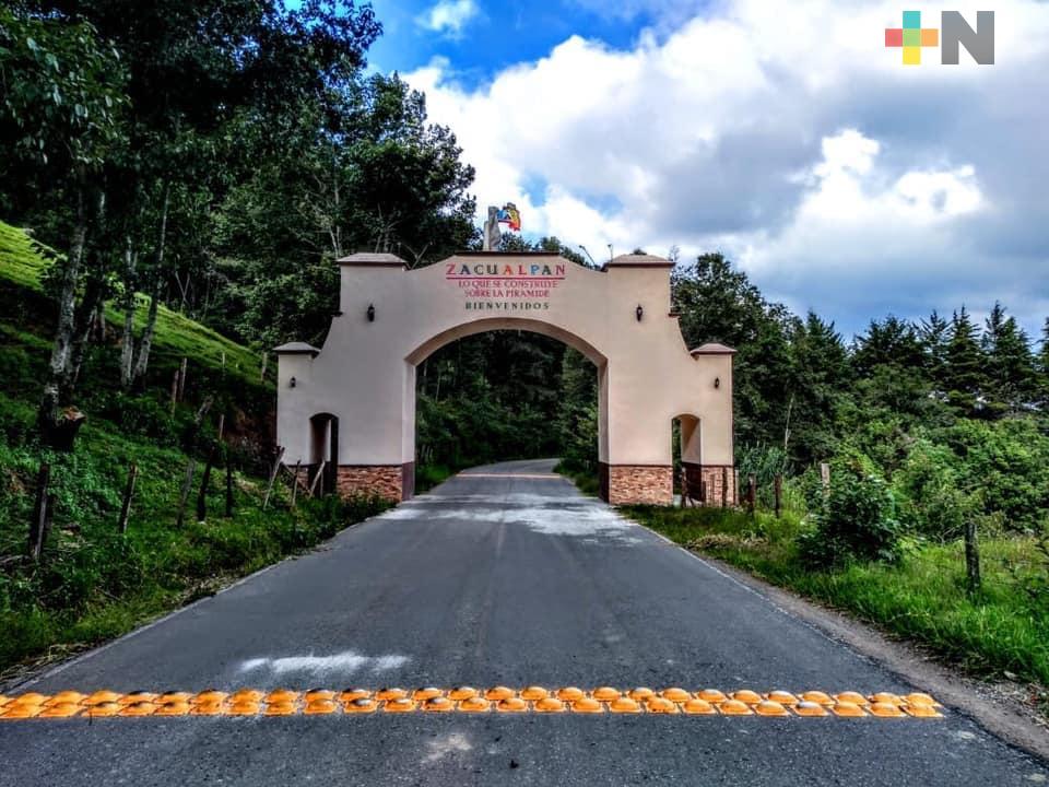 Rehabilitaron y equiparon telesecundaria de Zacualpan