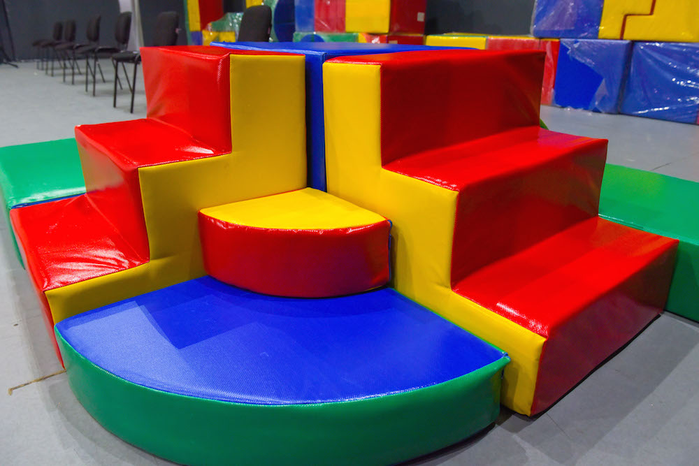 Autoridades de Xalapa  entregan material didáctico a escuelas