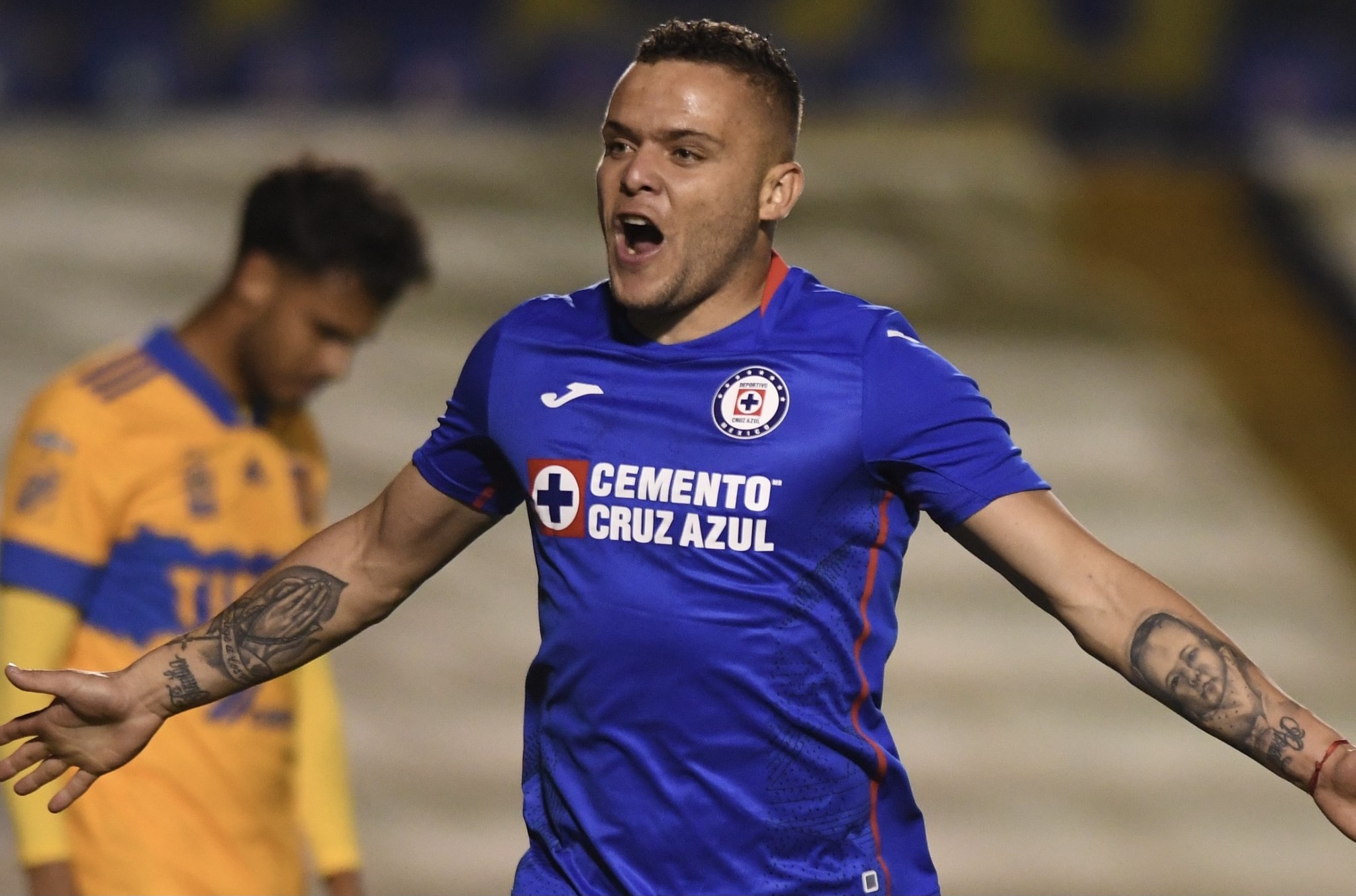 Cruz Azul echó a los Tigres y en semifinales irá contra Pumas