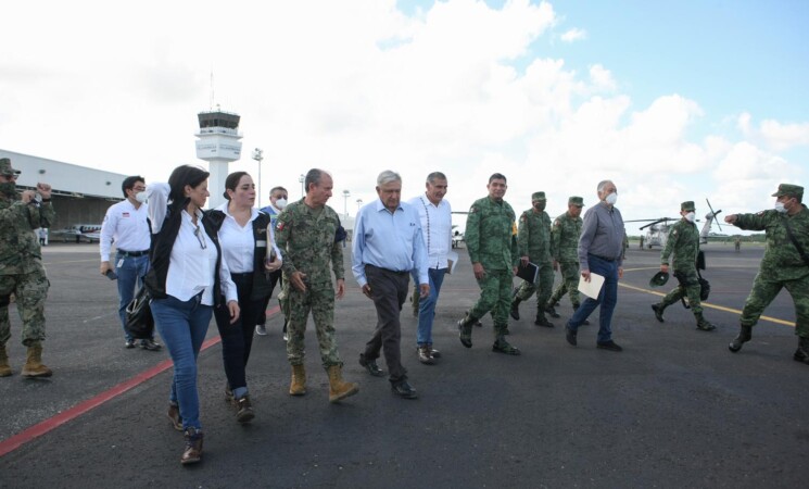 Presidente llega a Villahermosa, Tabasco, para atender a afectados por inundaciones