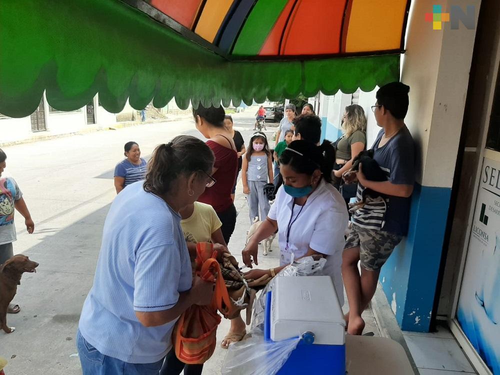 Avanza campaña de vacunación antirrábica en la  zona de Martínez de la Torre