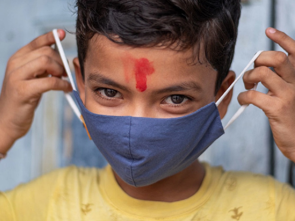 COVID-19 sí afecta a niños, y pandemia puede dejar una “generación perdida”