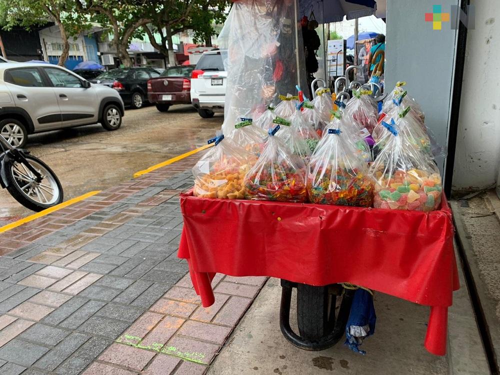 Canaco Coatzacoalcos denuncia aumento de vendedores ambulantes primer cuadro de la ciudad