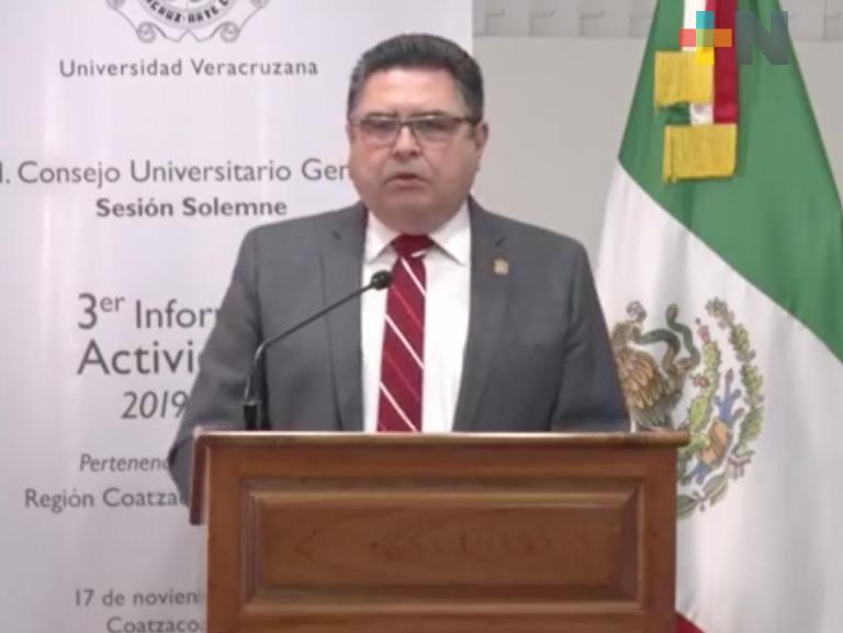 Vicerrector de la UV en región sur presentó su Tercer Informe de actividades